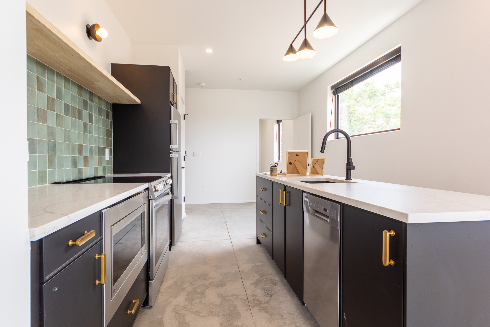 434 Santa Fe Drive - 202